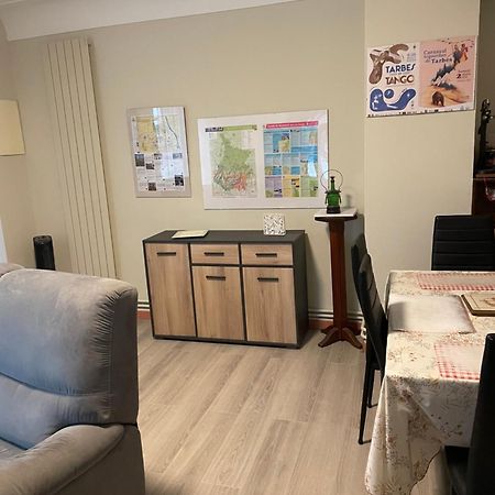 Apartamento Chez Line Et Francis Tarbes Exterior foto